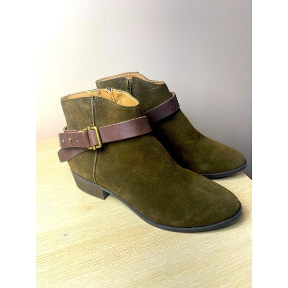 American Rag Brianal Dark Brown Suede Boots Ankle Boots w/Buckle NWT size 6.5 - Picture 2 of 10